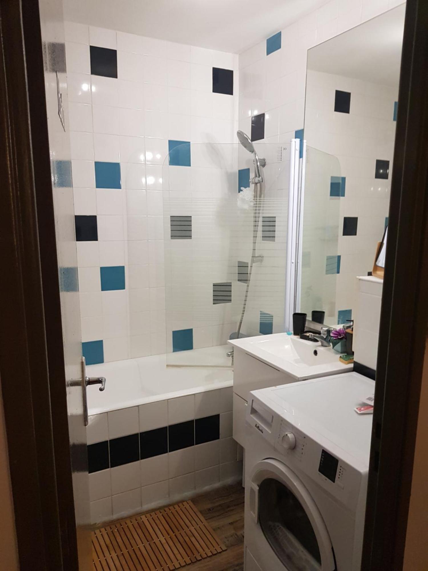 Chambre privée dans appartement WC et SDB communes Nîmes Esterno foto