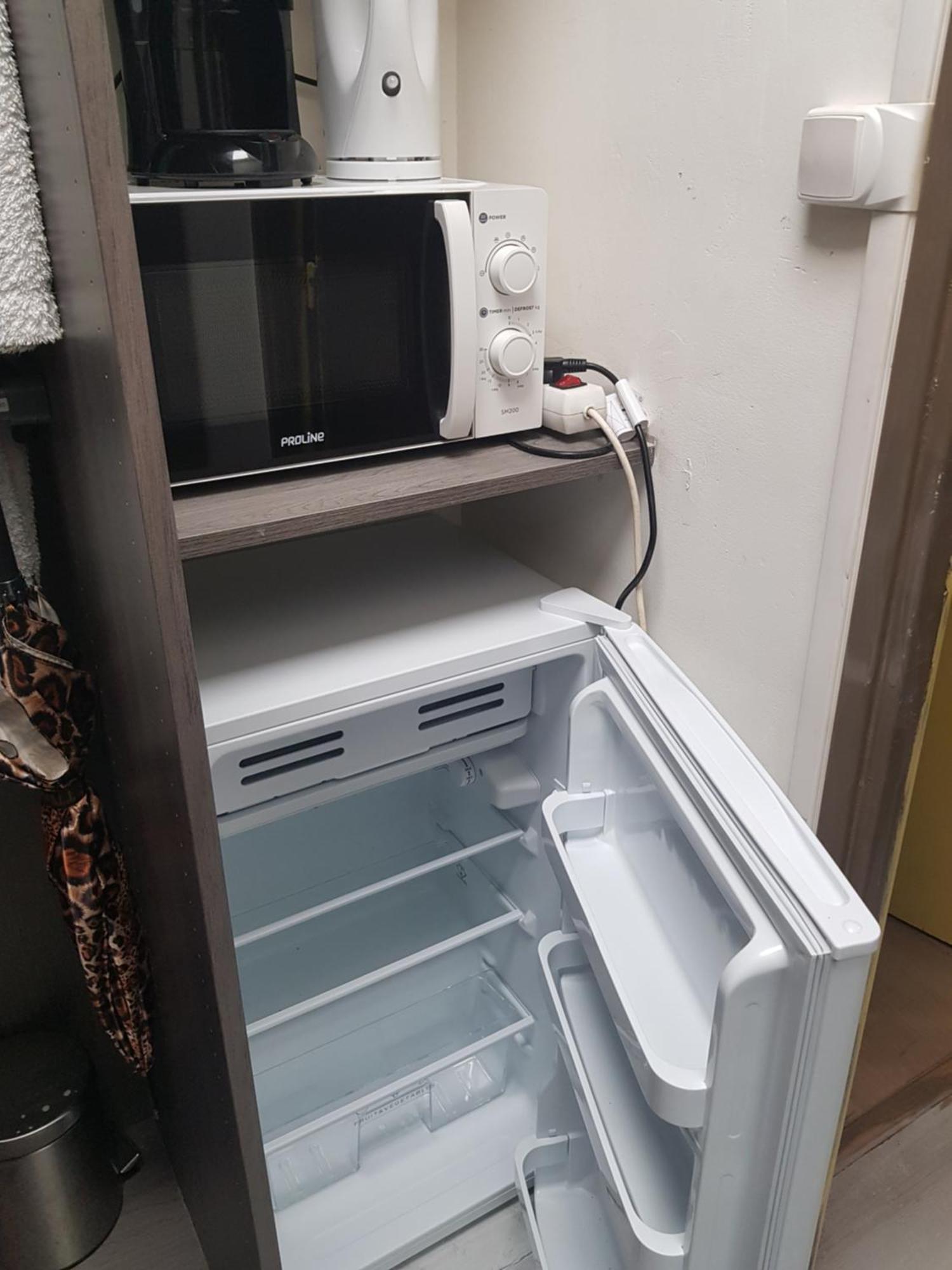 Chambre privée dans appartement WC et SDB communes Nîmes Esterno foto